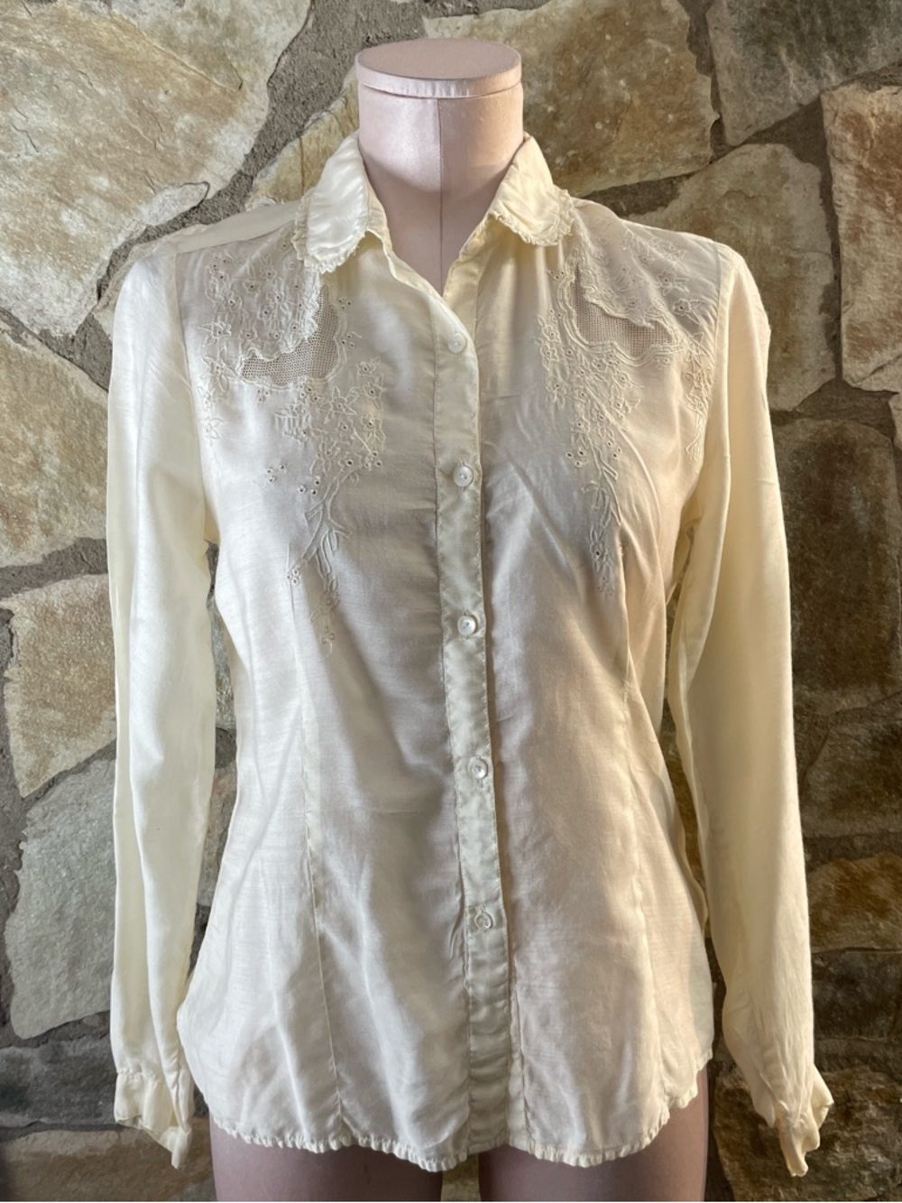 Vintage Sheer Embroidered Blouse Lace Floral Romantic Cottagecore Top